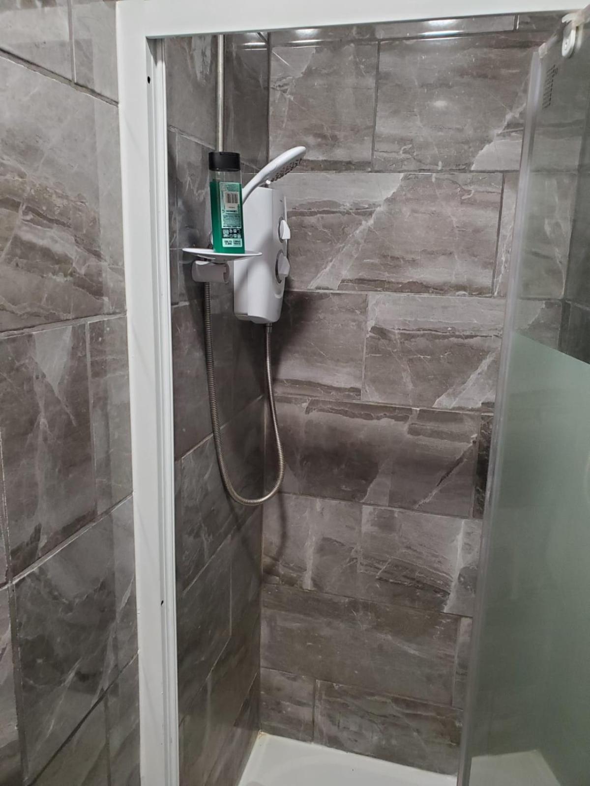 En Suite Bedrooms, Heaton, Newcastle Δωμάτιο φωτογραφία